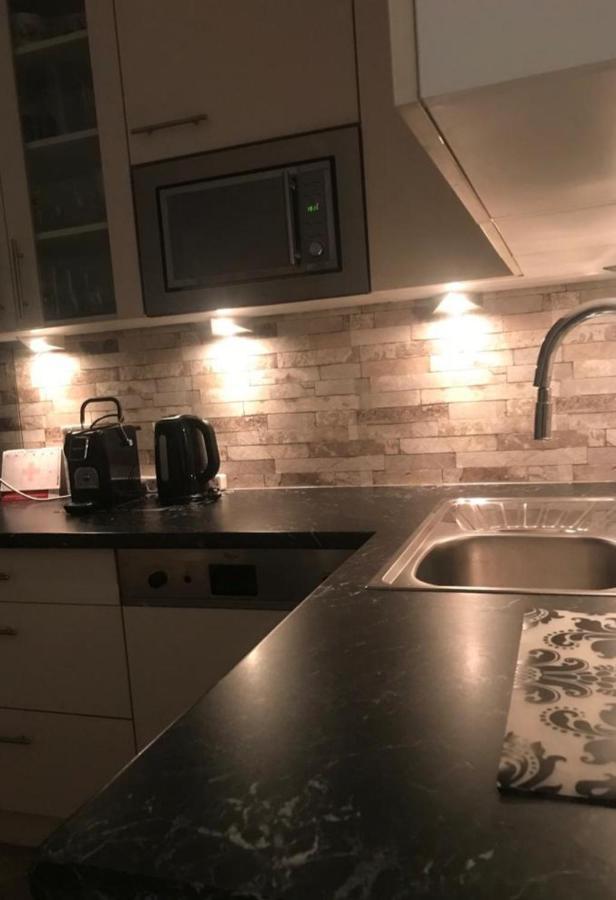 115 M2 - Nina'S Family-Friendly 3 Rooms Town-Apartment Wenen Buitenkant foto